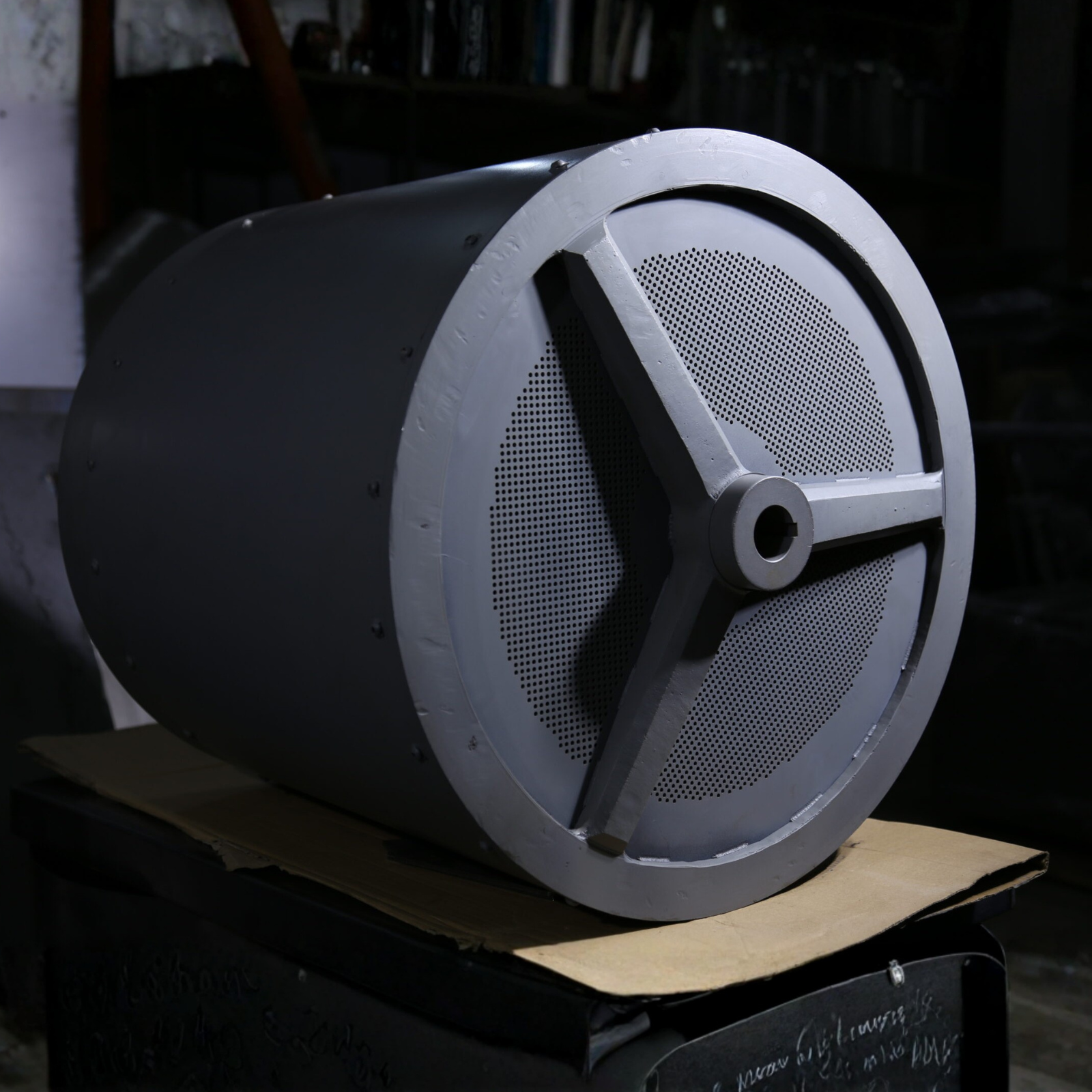 WHAT IS SPECIAL ABOUT THE ROASTING DRUM OF THE MARS COFFEE ROASTER?